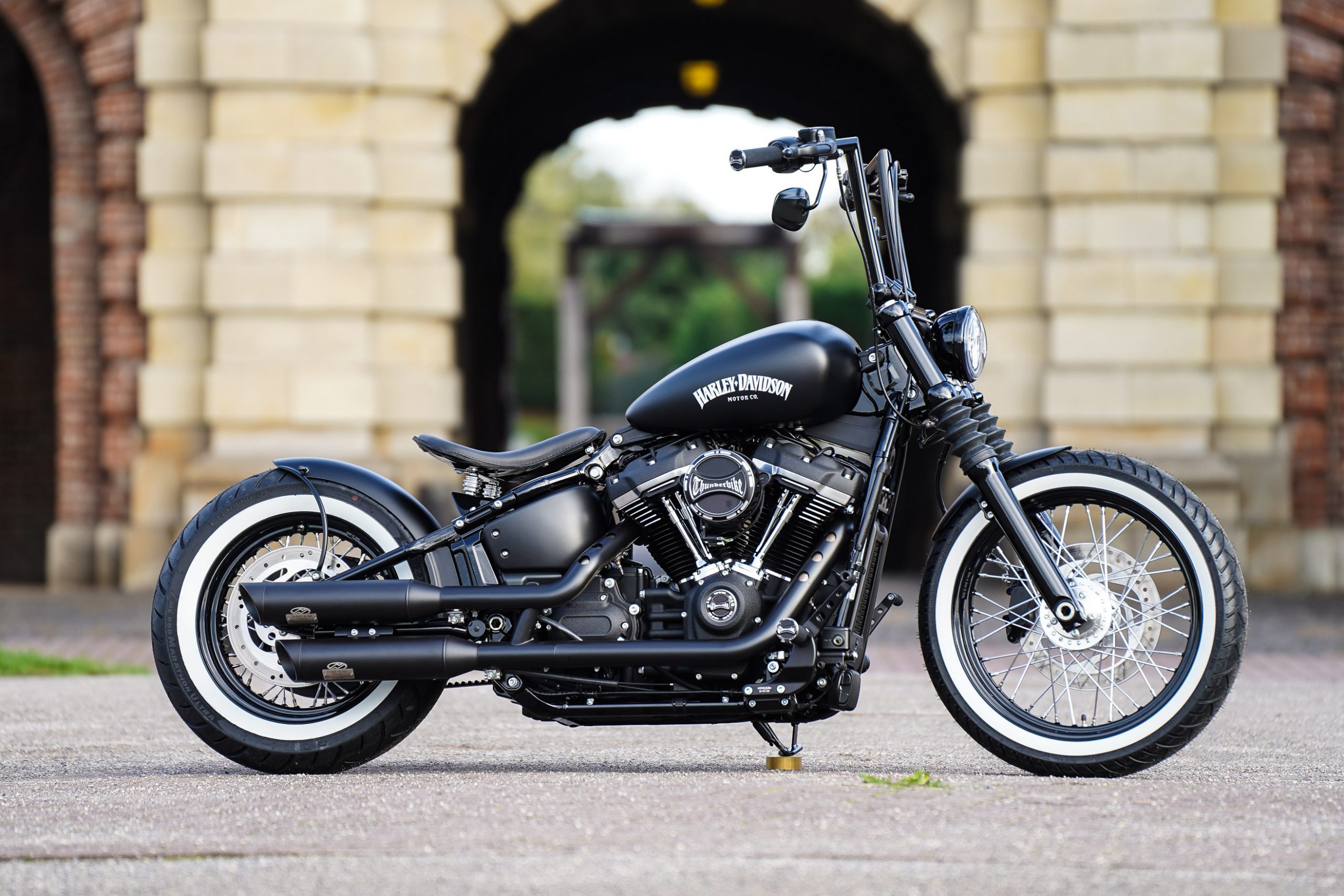 Thunderbike White Sox • Harley-Davidson FXBB Street Bob Umbau