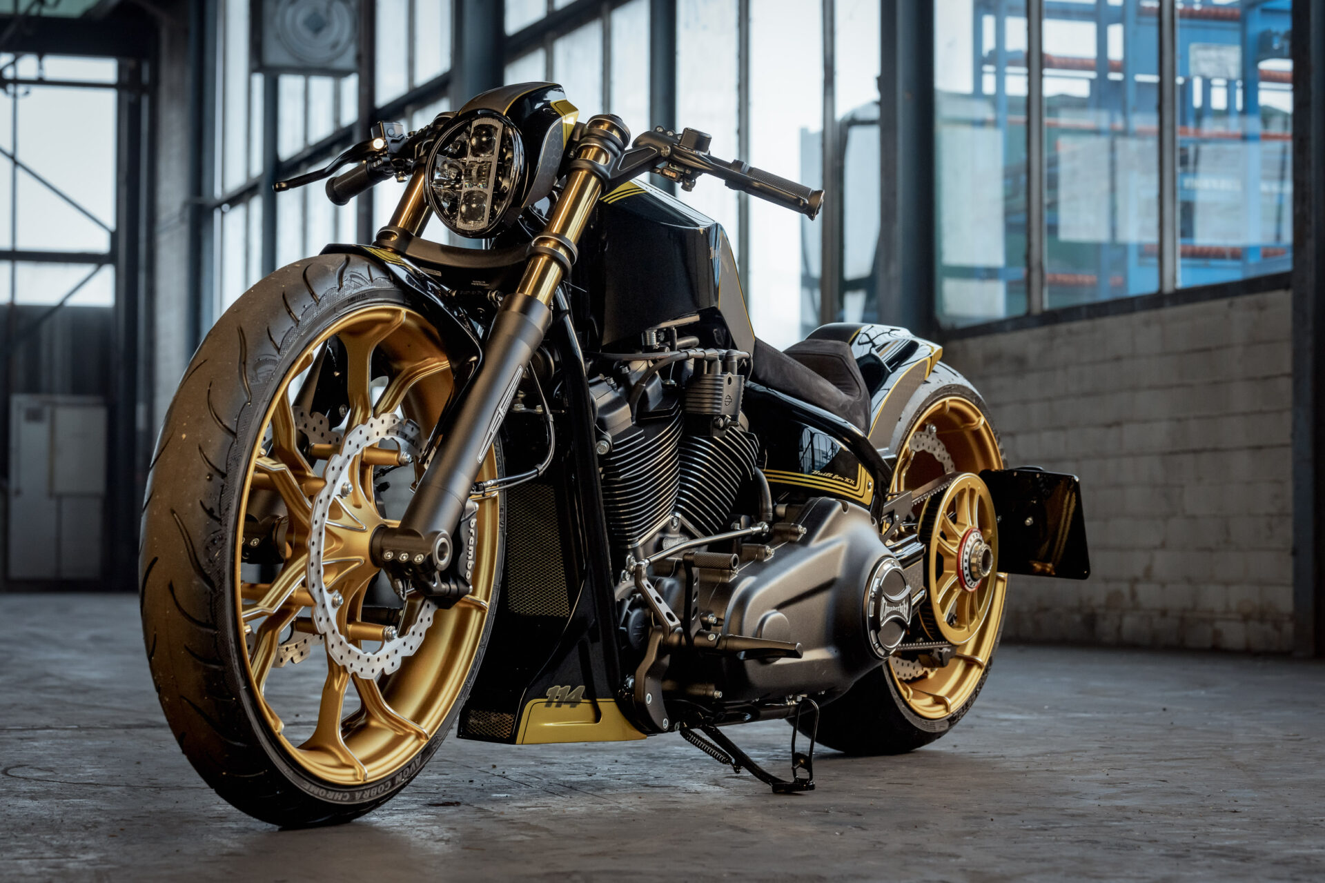 Thunderbike GPS 2.0 • Custombike & Harley-Davidson Gallery